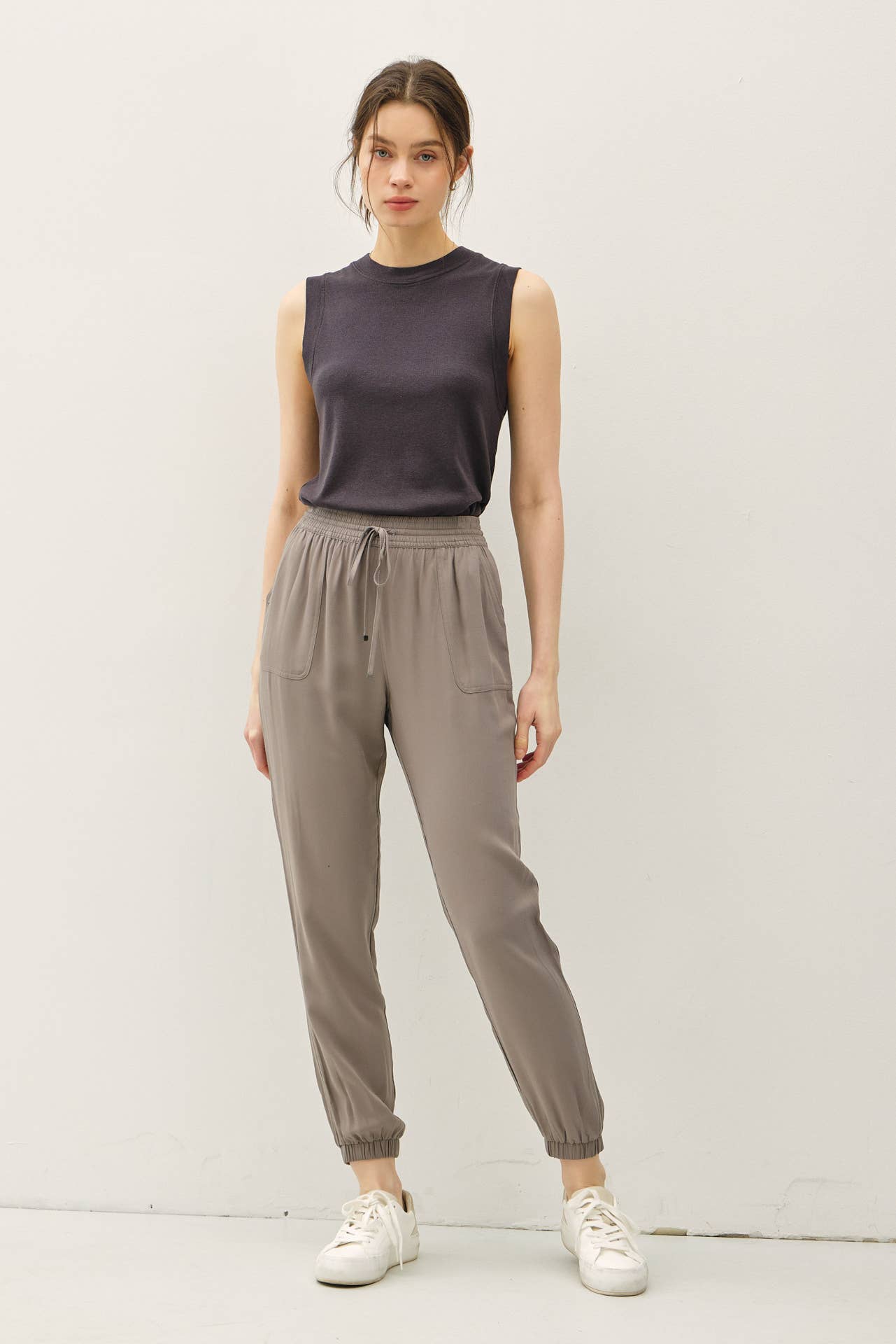 HIGH RISE ELASTIC DRAWSTRING JOGGER PANTS