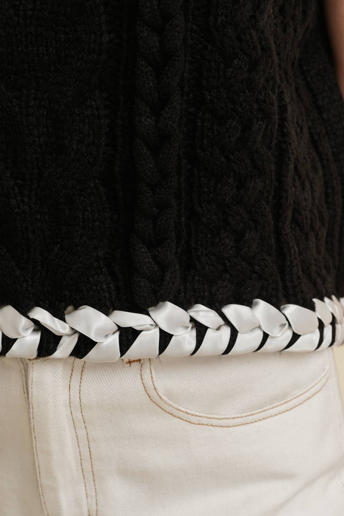CABLE KNIT DROP SHOULDER CONTRAST STITCH SWEATER