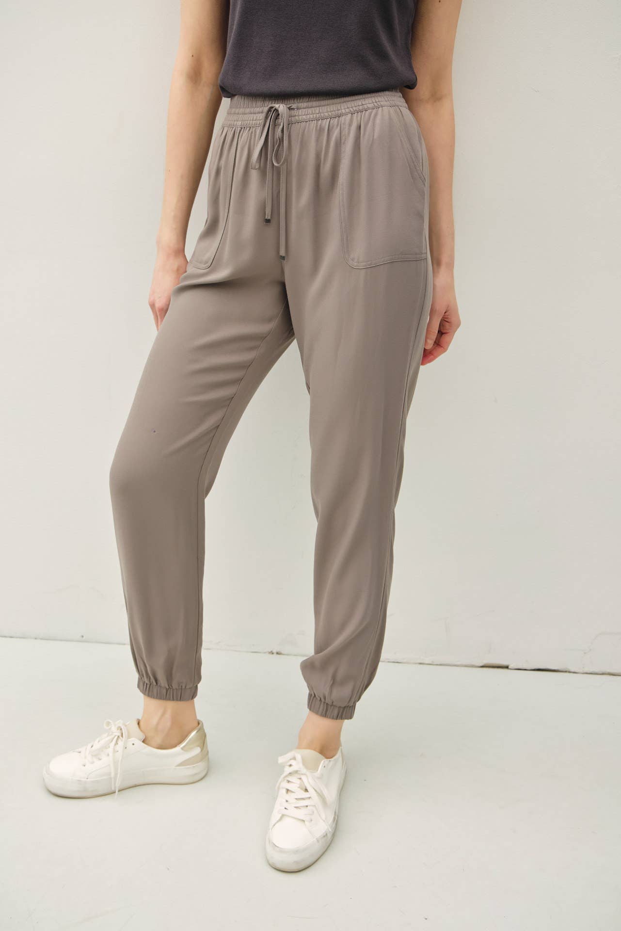 HIGH RISE ELASTIC DRAWSTRING JOGGER PANTS