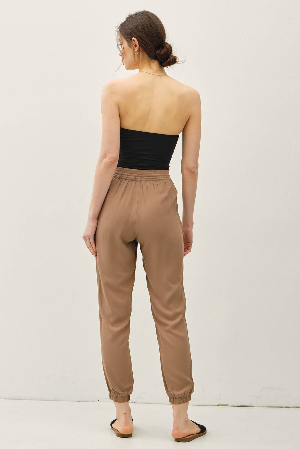 HIGH RISE ELASTIC DRAWSTRING JOGGER PANTS