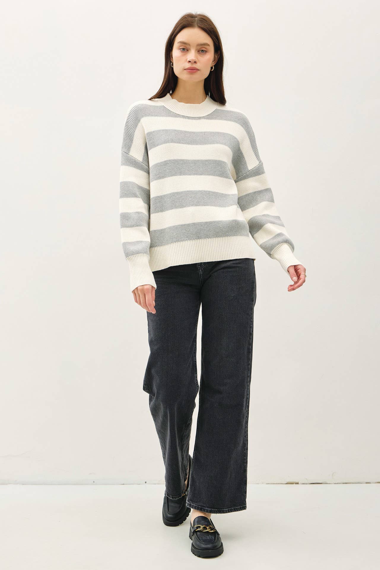 OVERSIZED RIBBED STRIPE SWEATER WITH HIGH NECK