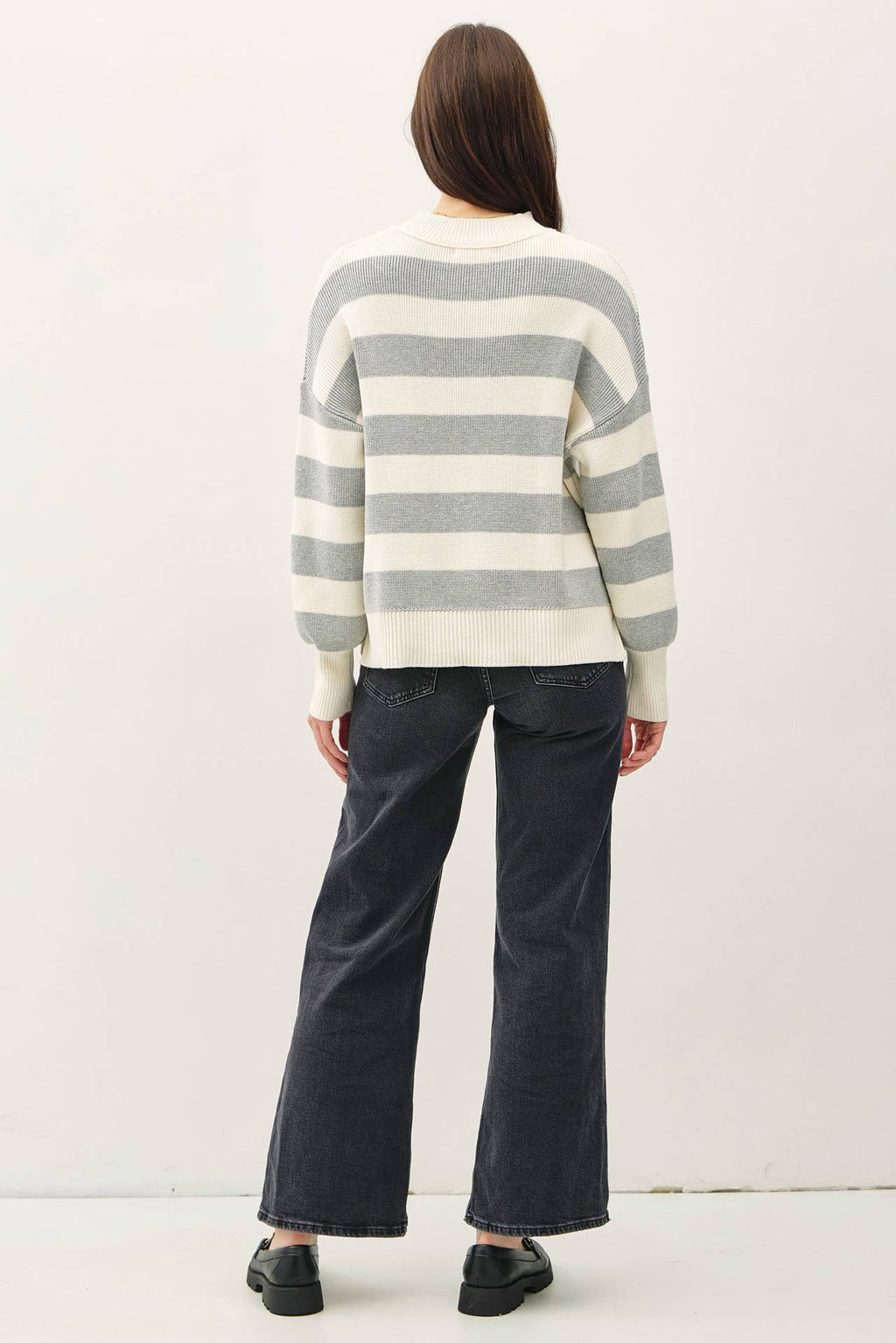 OVERSIZED RIBBED STRIPE SWEATER WITH HIGH NECK