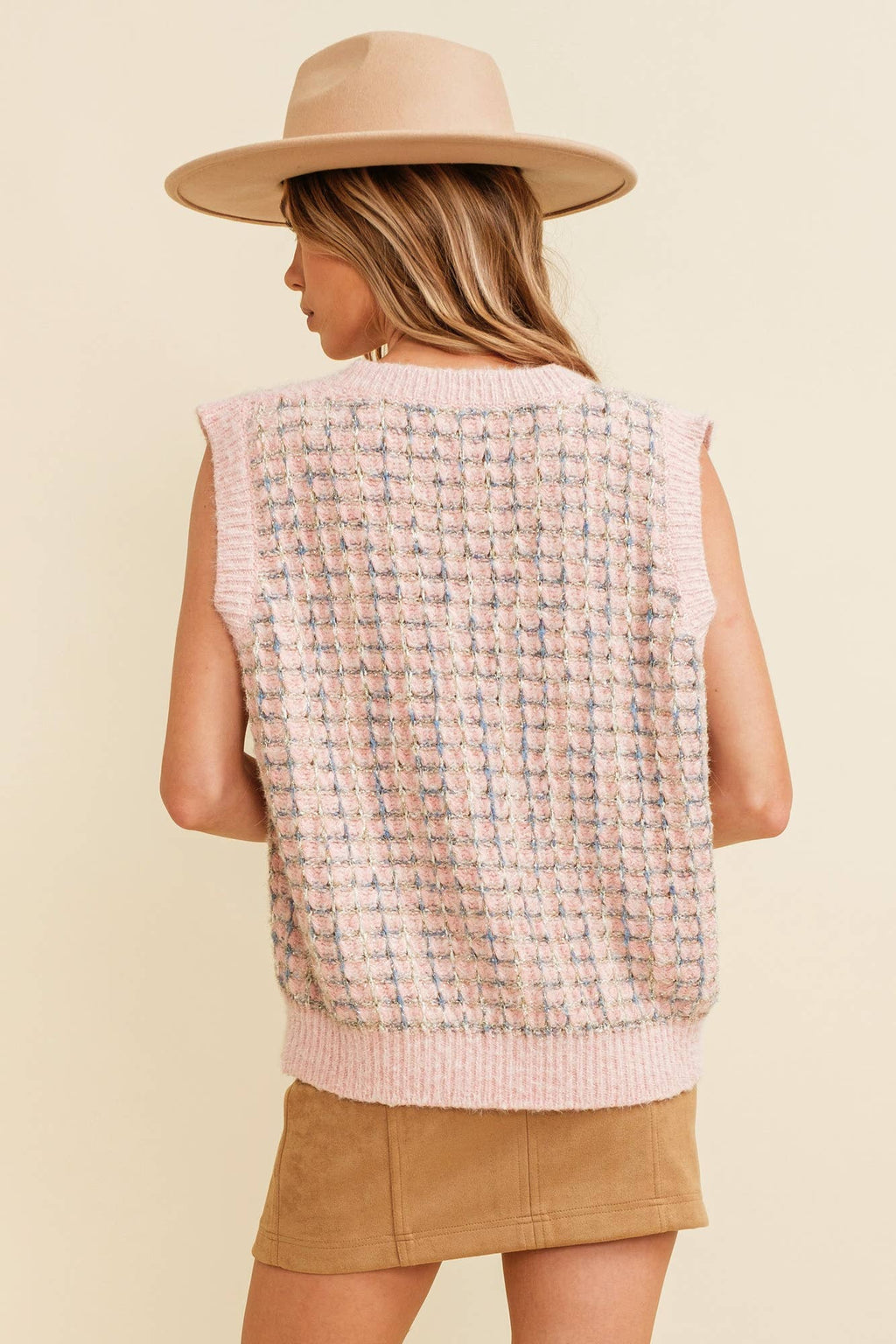 KNITTED V NECK SWEATER VEST