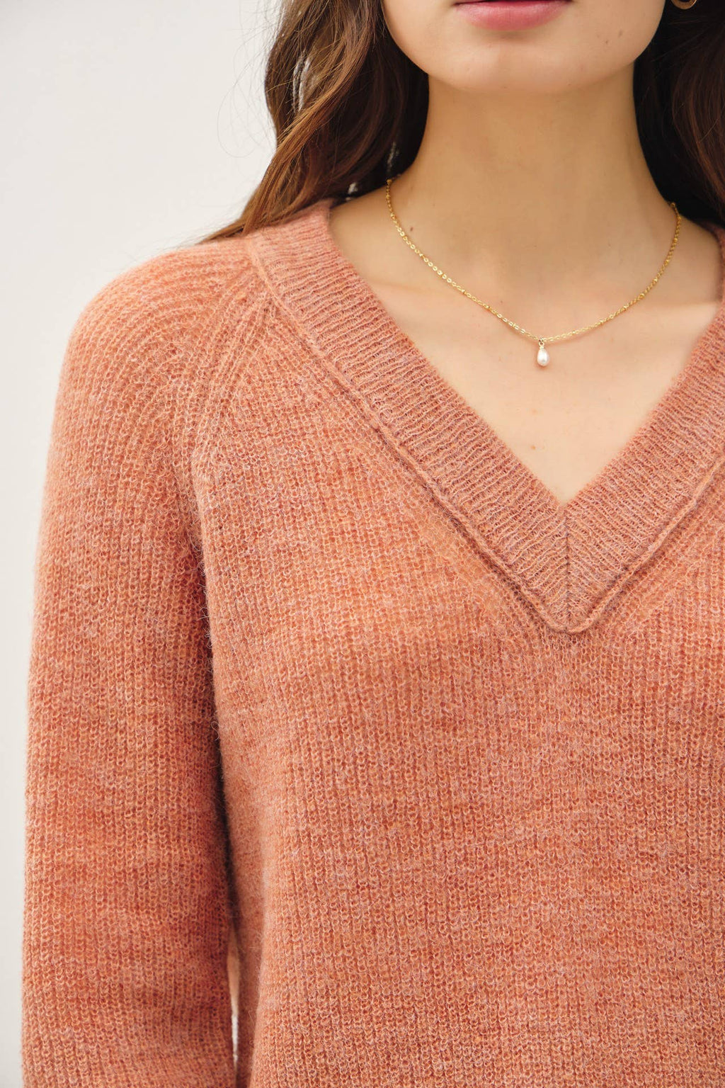 WOOL BLEND LIGHTWEIGHT VARSITY STYLE SWEATER