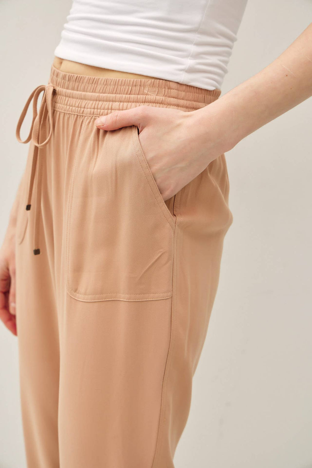 HIGH RISE ELASTIC DRAWSTRING JOGGER PANTS