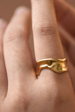 Thick Wave Ring