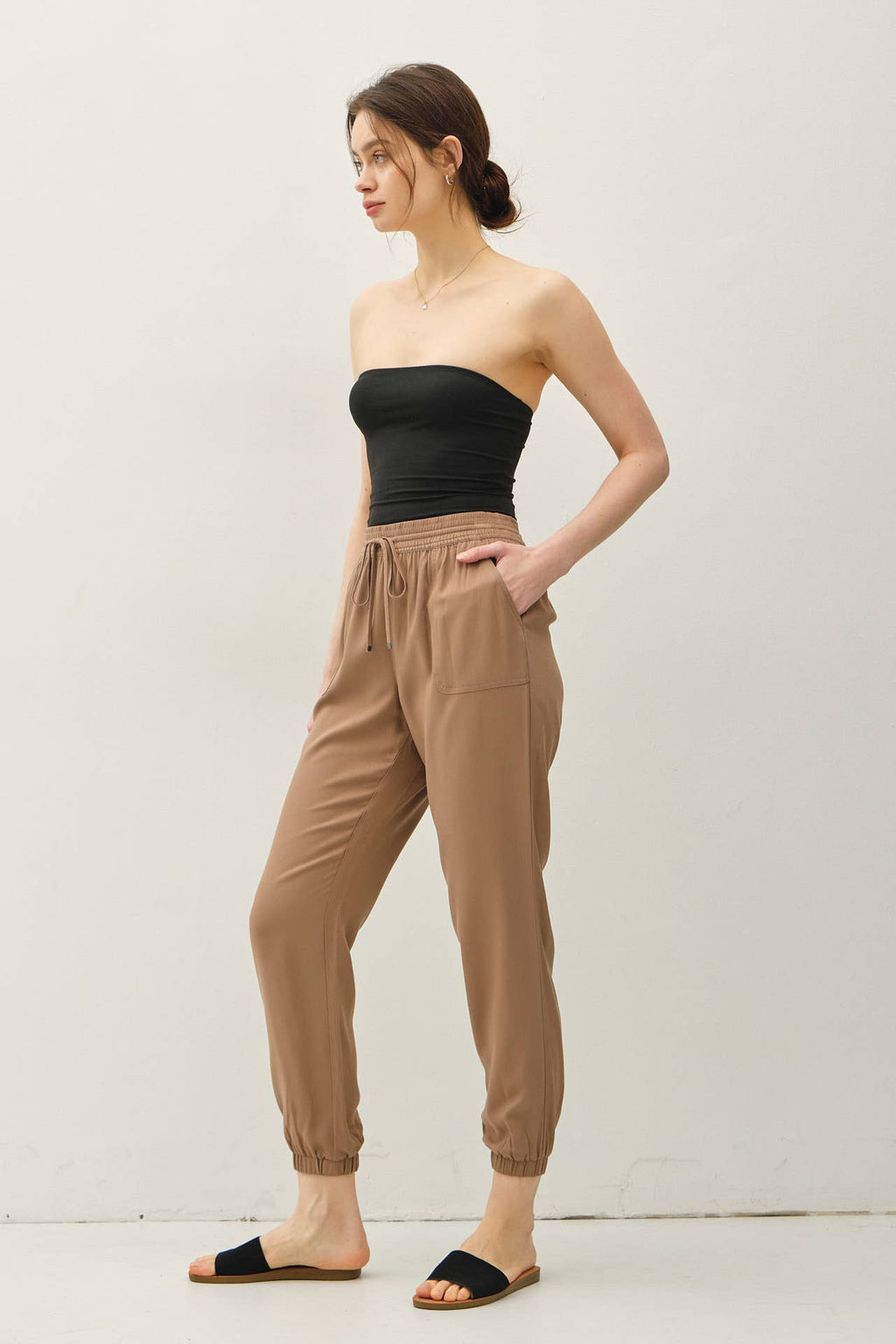 HIGH RISE ELASTIC DRAWSTRING JOGGER PANTS