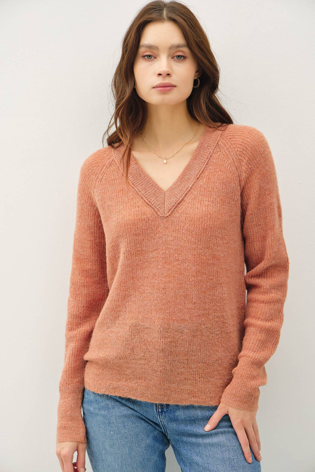 WOOL BLEND LIGHTWEIGHT VARSITY STYLE SWEATER