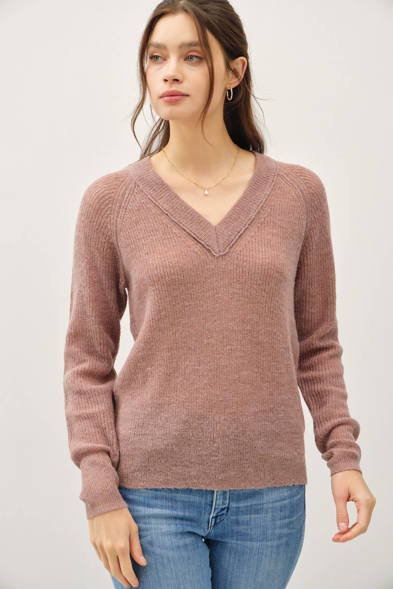 WOOL BLEND LIGHTWEIGHT VARSITY STYLE SWEATER