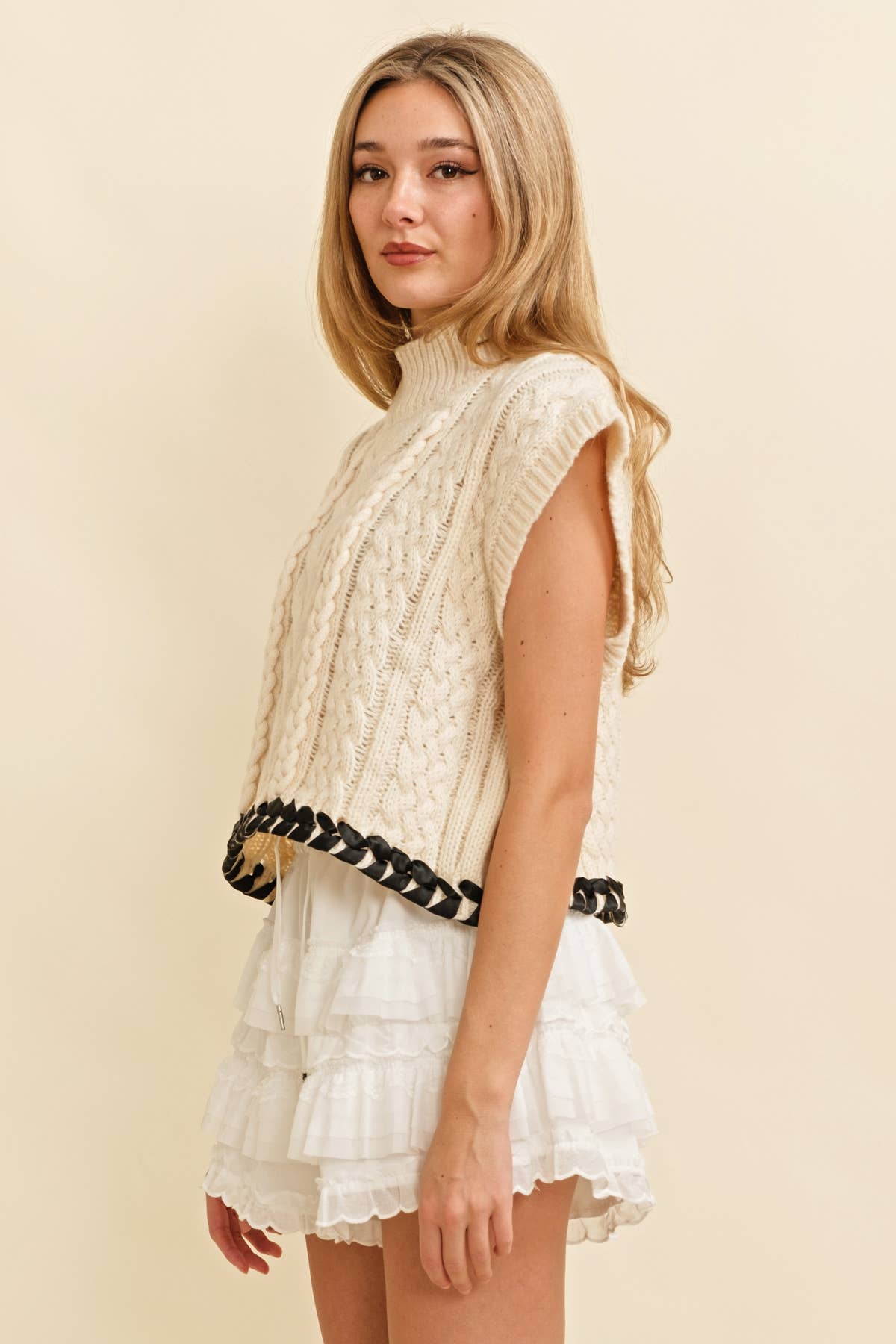 CABLE KNIT DROP SHOULDER CONTRAST STITCH SWEATER