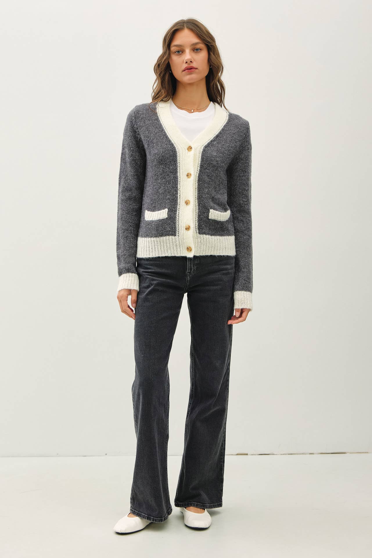 TWO TONE VARSITY STYLE BUTTON UP CARDIGAN