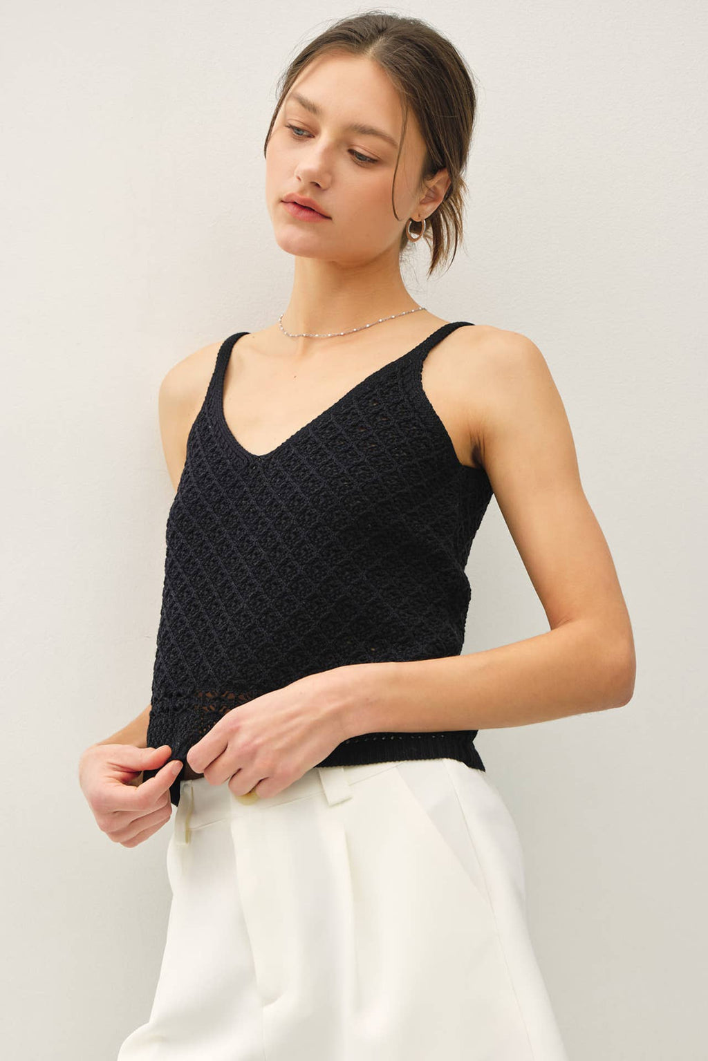 CROCHET KNIT DETAILED V-NECK TANK