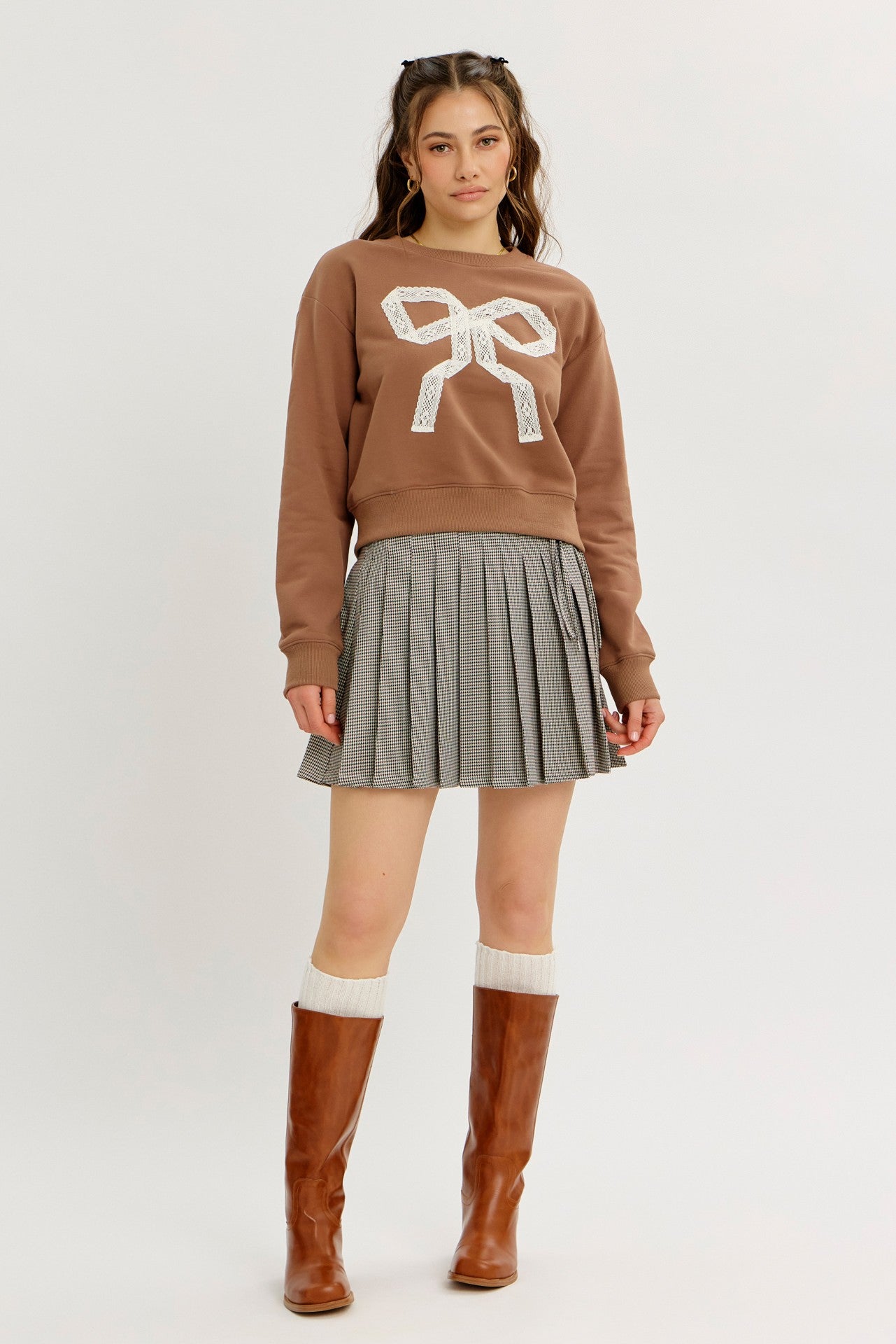 Relaxed Fit Cotton Sweatshirt With Lace Bow