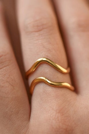 Gold Wave Ring